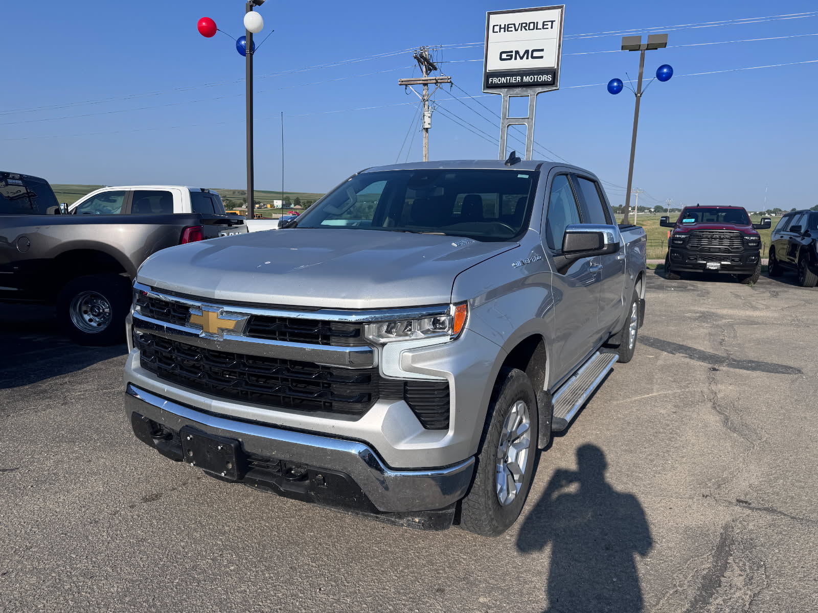 chevrolet silverado 1500 2022 1GCUDDET2NZ563828 image chevrolet silverado 1500 2022 1GCUDDET2NZ563828 image